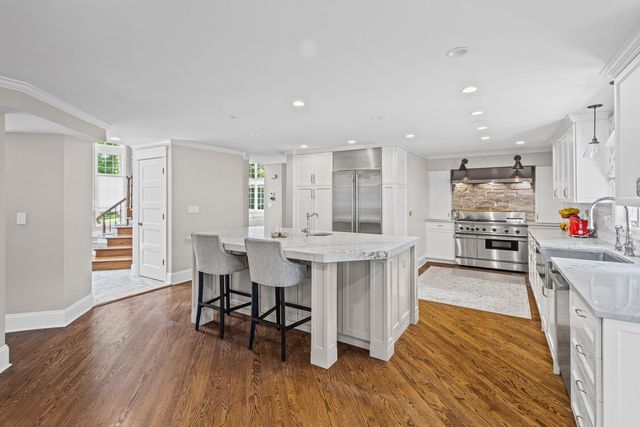 12307 S Hobart Street, Palos Park, IL 60464
