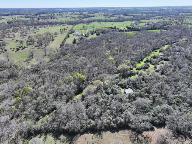 000 Zettel Road, New Ulm, TX 78950