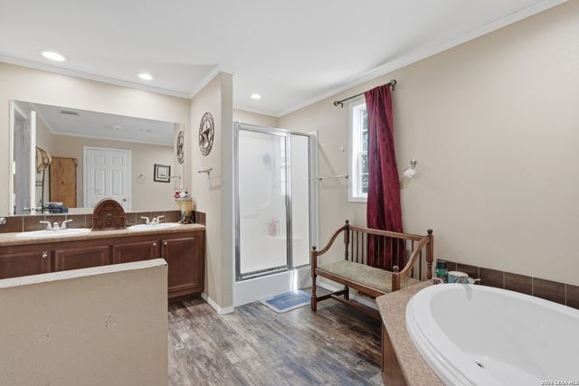 2145 FM 2504, Poteet, TX 78065