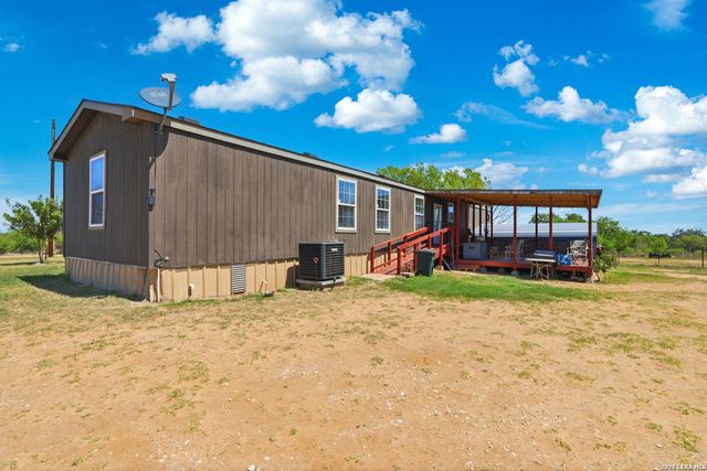 2145 FM 2504, Poteet, TX 78065