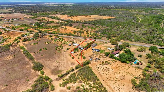 2145 FM 2504, Poteet, TX 78065