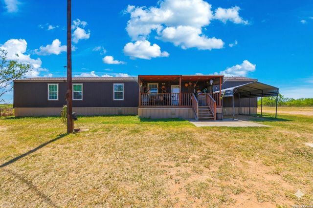 2145 FM 2504, Poteet, TX 78065