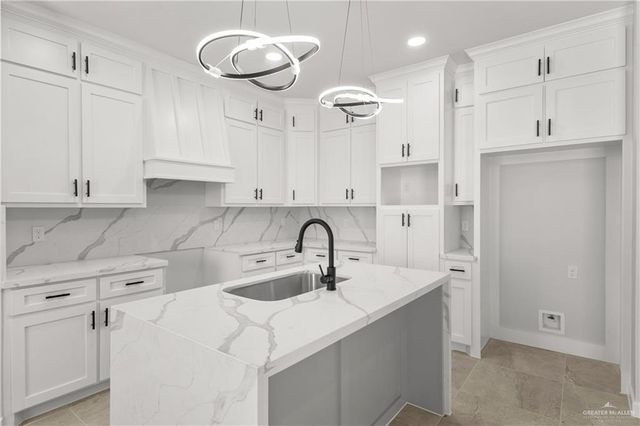 1308 S 9th Street, Alamo, TX 78516