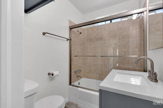 2605 Cleveland Way, Bakersfield, CA 93304