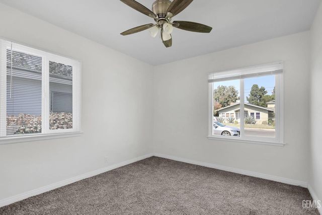 2605 Cleveland Way, Bakersfield, CA 93304