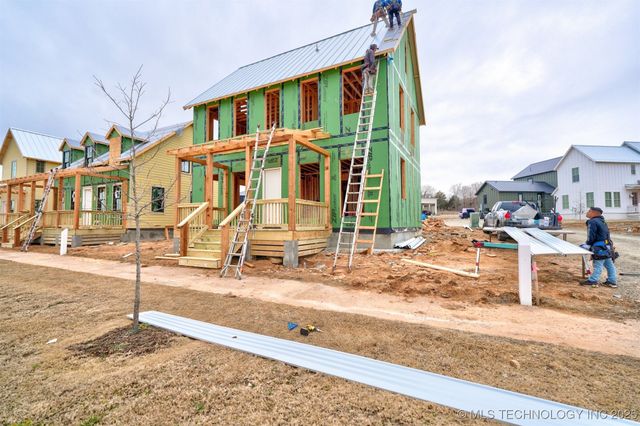 39 Lower Greenway, Carlton Landing, OK 74432