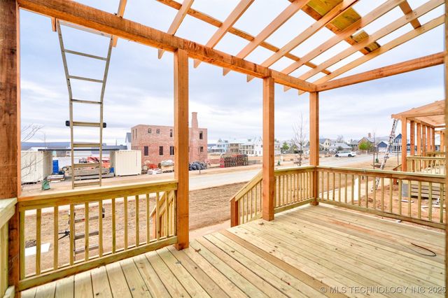 39 Lower Greenway, Carlton Landing, OK 74432