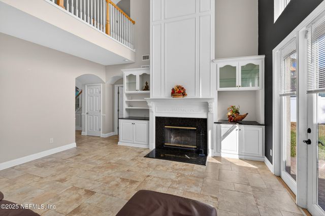 10584 CRESTON GLEN Circle E, Jacksonville, FL 32256