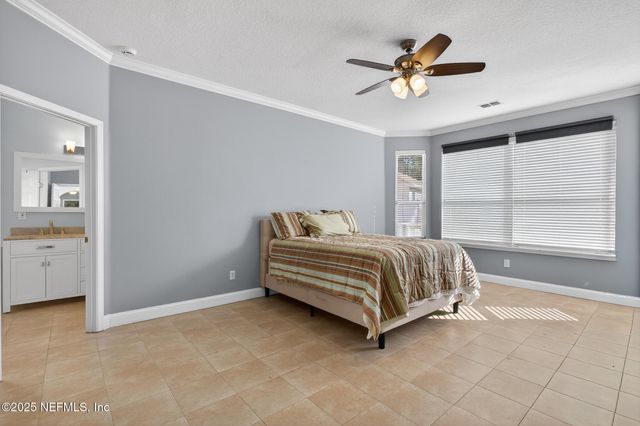 10584 CRESTON GLEN Circle E, Jacksonville, FL 32256