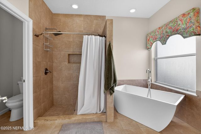 10584 CRESTON GLEN Circle E, Jacksonville, FL 32256