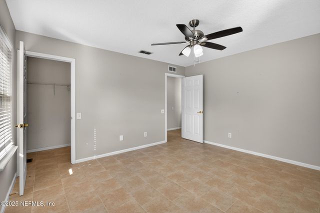 10584 CRESTON GLEN Circle E, Jacksonville, FL 32256