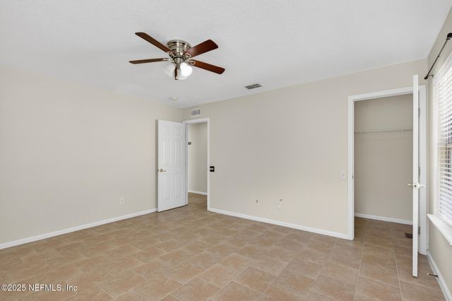 10584 CRESTON GLEN Circle E, Jacksonville, FL 32256