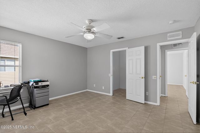 10584 CRESTON GLEN Circle E, Jacksonville, FL 32256