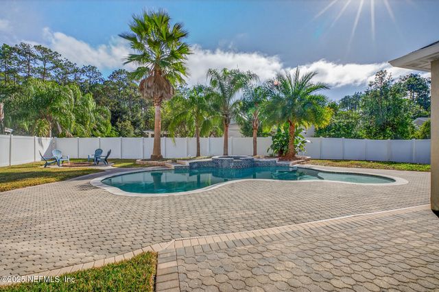 10584 CRESTON GLEN Circle E, Jacksonville, FL 32256