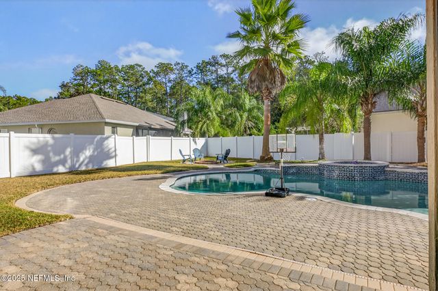 10584 CRESTON GLEN Circle E, Jacksonville, FL 32256