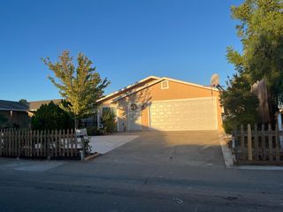 6337 Sunrise South Dr, Sacramento, CA 95824
