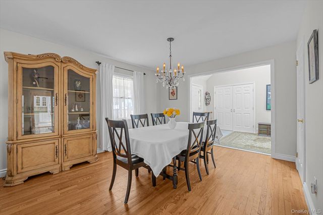 19 Birchwood Drive, South Huntington, NY 11746