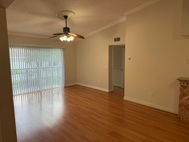 1500 S Crestwood Court S 1503, Royal Palm Beach, FL 33411