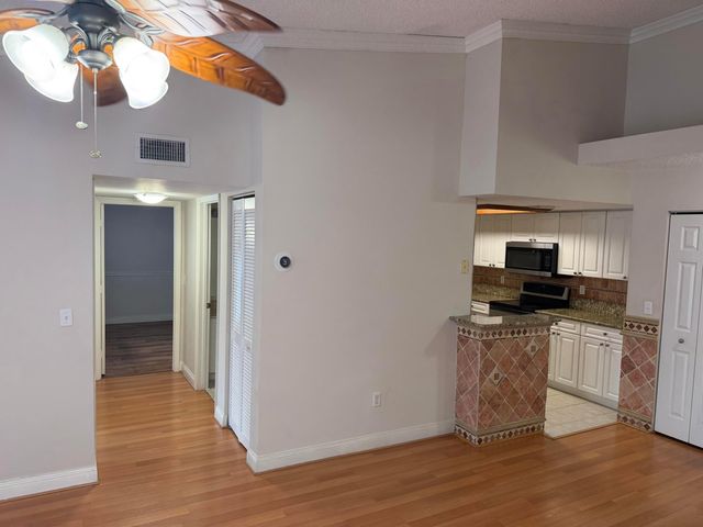 1500 S Crestwood Court S 1503, Royal Palm Beach, FL 33411