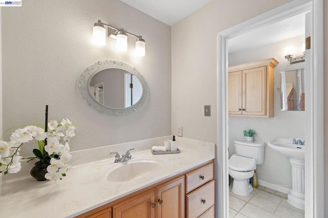 38236 Kimbro St, Fremont, CA 94536