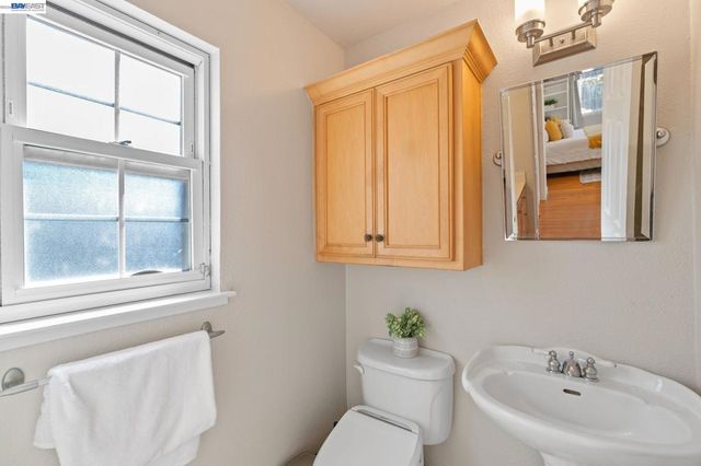 38236 Kimbro St, Fremont, CA 94536