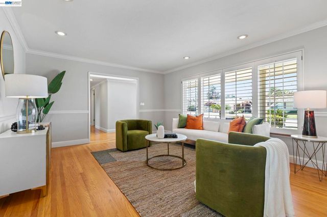 38236 Kimbro St, Fremont, CA 94536