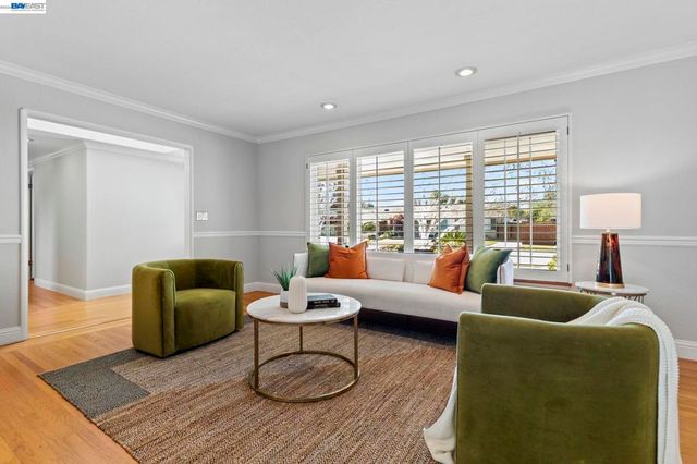 38236 Kimbro St, Fremont, CA 94536