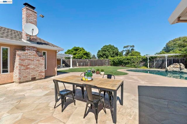 38236 Kimbro St, Fremont, CA 94536