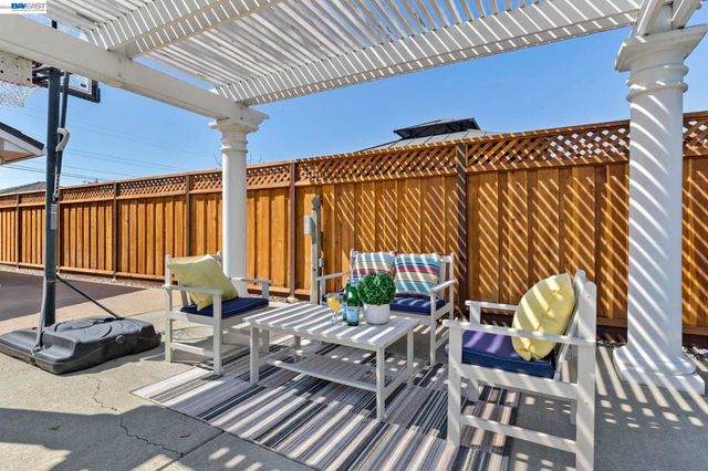 38236 Kimbro St, Fremont, CA 94536