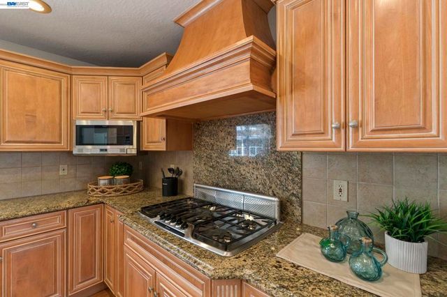 38236 Kimbro St, Fremont, CA 94536