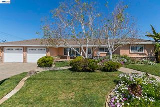 38236 Kimbro St, Fremont, CA 94536