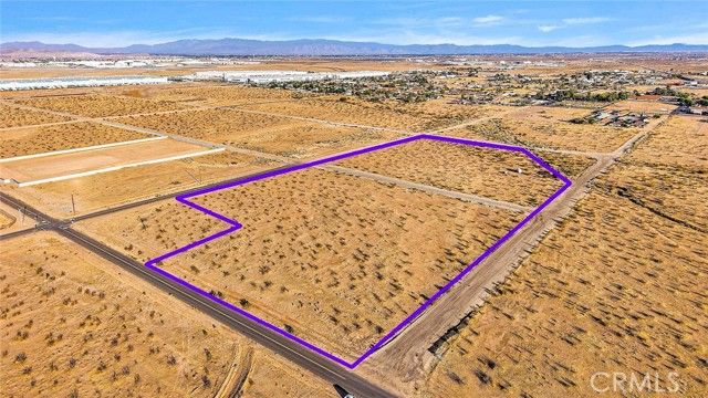 70 Jonathan Street, Adelanto, CA 92301