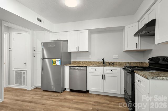 1905 Mereview Court 20, Charlotte, NC 28210