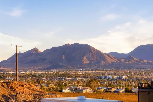 224 North Milan Street, Henderson, NV 89015