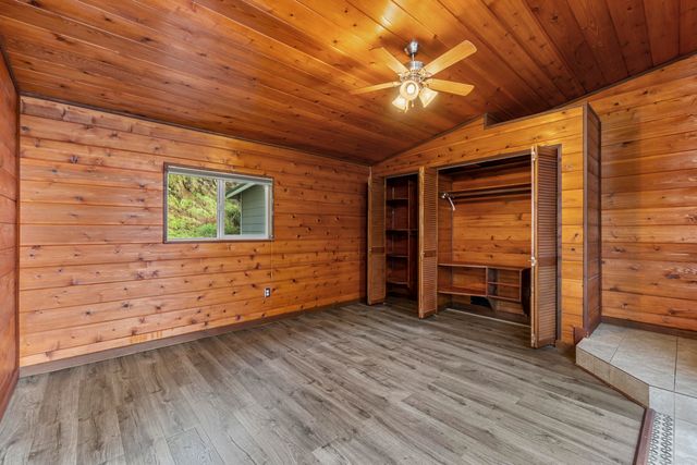 32 Summit View Lane, Fortuna, CA 95540