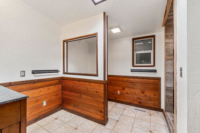 32 Summit View Lane, Fortuna, CA 95540