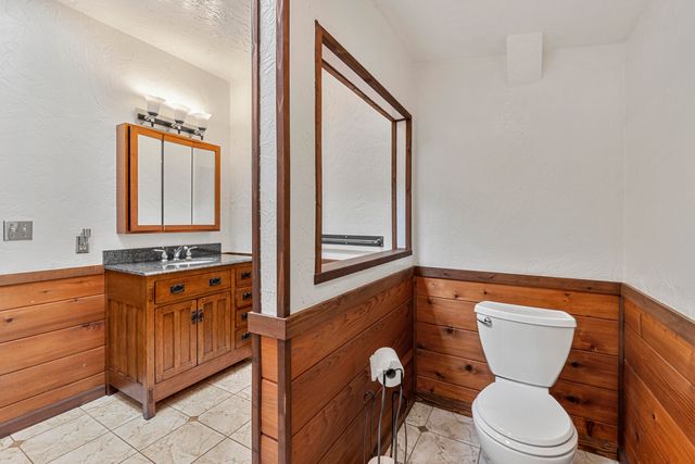 32 Summit View Lane, Fortuna, CA 95540