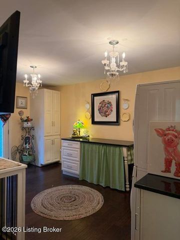 1109 Mount Holly Rd, Fairdale, KY 40118
