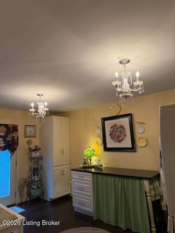 1109 Mount Holly Rd, Fairdale, KY 40118