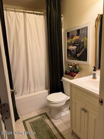1109 Mount Holly Rd, Fairdale, KY 40118