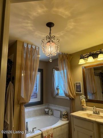 1109 Mount Holly Rd, Fairdale, KY 40118