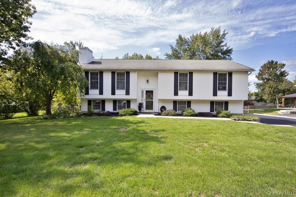 9 Birchwood Lane, Middletown, NY 10940