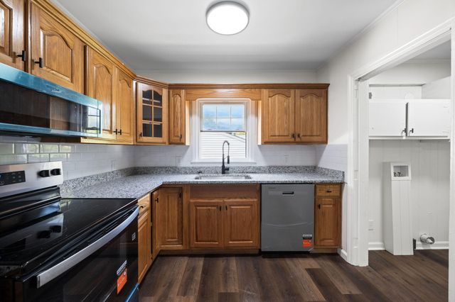 5 Lee Circle, Fort Oglethorpe, GA 30742