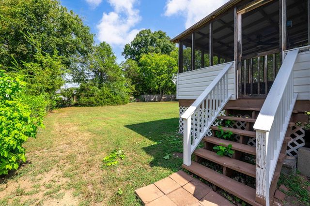 5 Lee Circle, Fort Oglethorpe, GA 30742