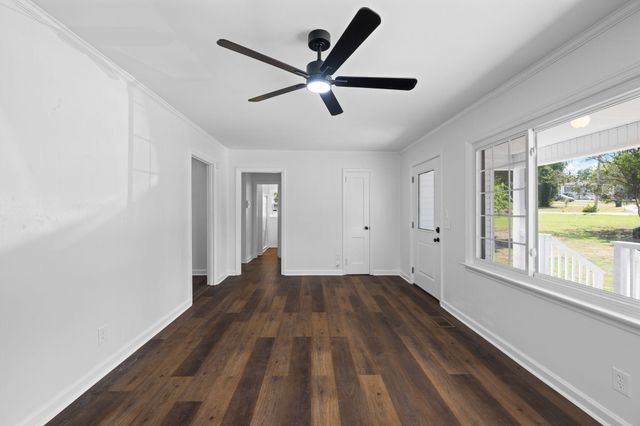 5 Lee Circle, Fort Oglethorpe, GA 30742