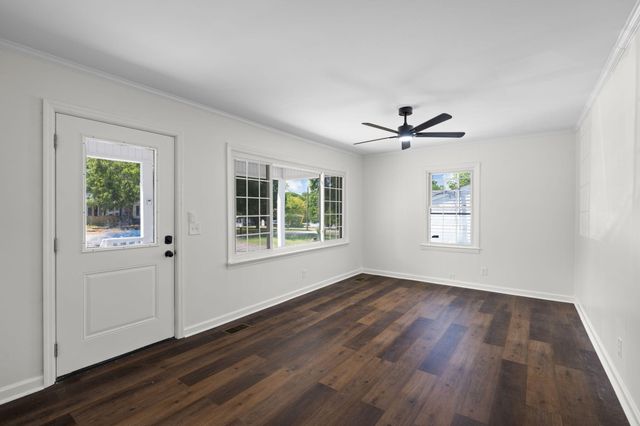 5 Lee Circle, Fort Oglethorpe, GA 30742