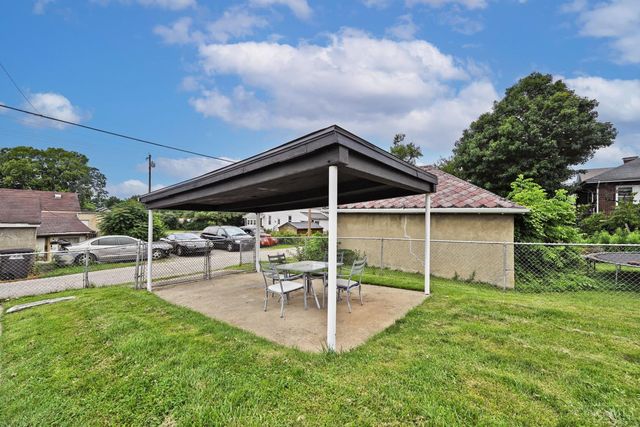 1221 Third Street, Reading, OH 45215
