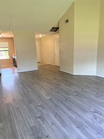 1526 Richard Street, Mesquite, TX 75149