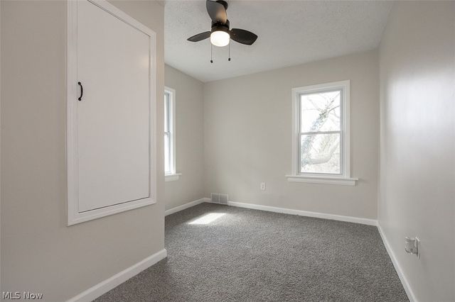 1184 Niagara Avenue, Akron, OH 44305