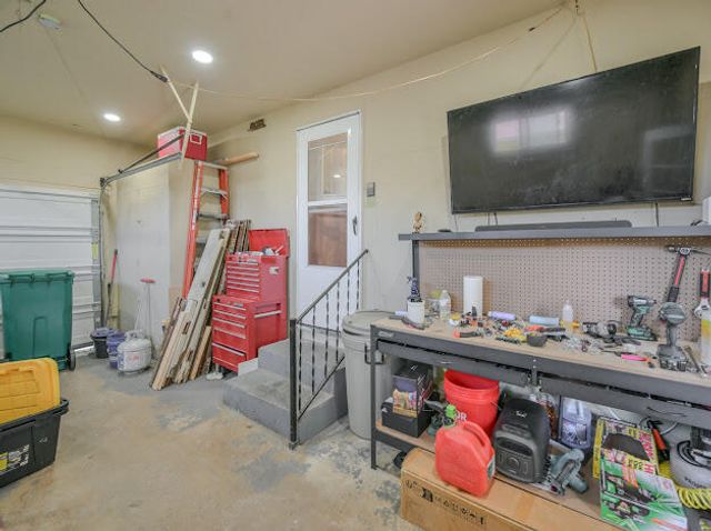 2606 Cavins Drive 2606 Cavins Drive, Springfield, OH 45503
